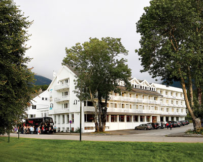 Welcome to Kinsarvik Fjord Hotel